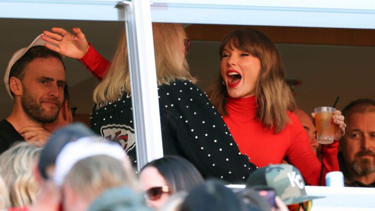 Taylor Swift Watches From Arrowhead Suite as Travis Kelce Suffers Injury Against Chargers