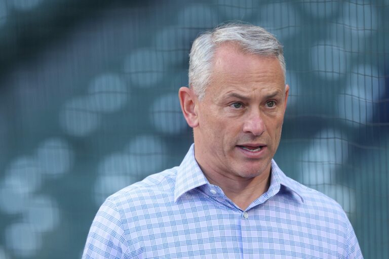 Cubs-Dodgers Trade Idea Sends Promising 28-Year-Old Starter to Chicago
