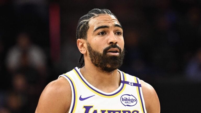 Ex-Los Angeles Lakers Starter Still A Free Agent One Day Before NBA Season
