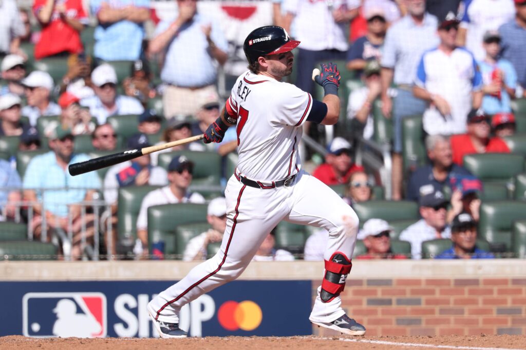 Atlanta Braves Trade Suggestion for Yankees’ $70 Million Infielder Creates Austin Riley Problem